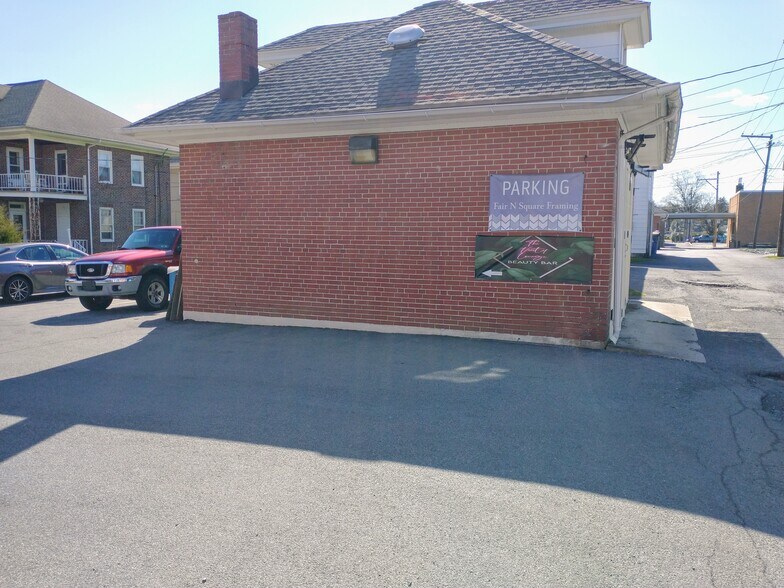 More Photos Of 2221 Penn Ave, Reading Storefront Retail Residential For Lease