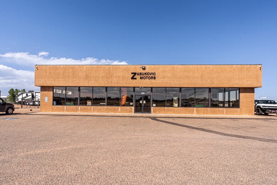 Primary Photo Of 701 E Spaulding Ave, Pueblo Auto Dealership For Sale