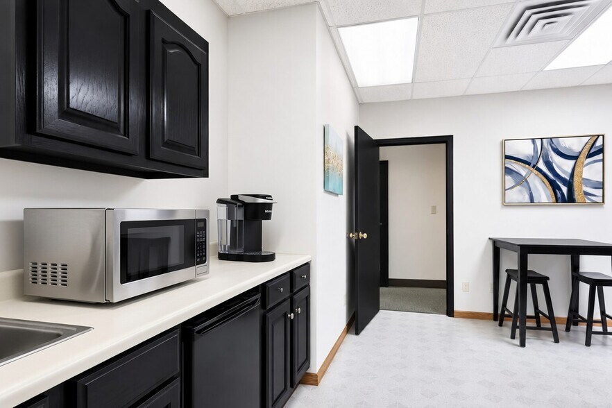 More Photos Of 2175 N Academy Cir, Colorado Springs Medical For Lease
