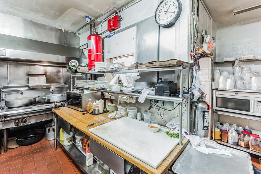 More Photos Of 3903-3905 Bergenline Ave, Union City Storefront Retail Residential For Sale