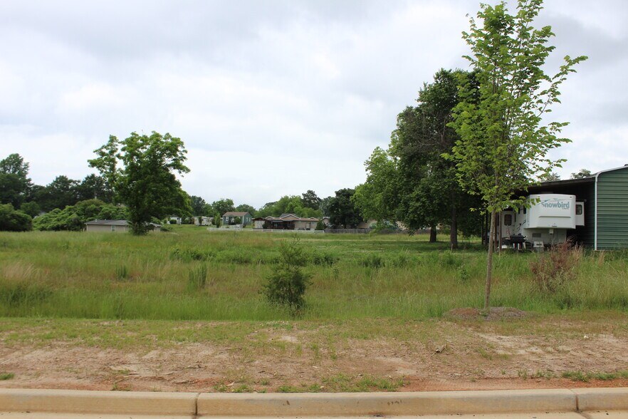 More Photos Of 3818 Falcon Pky, Flowery Branch Land For Sale