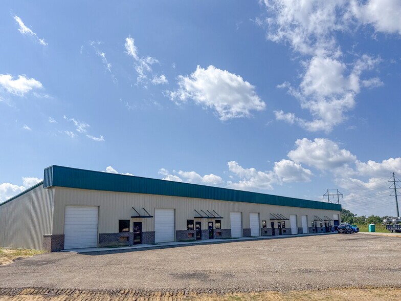 More Photos Of 7123 Cross County Rd, North Charleston Industrial For Lease