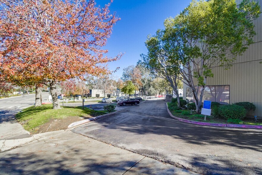 More Photos Of 9625 Black Mountain Rd, San Diego Office For Sale