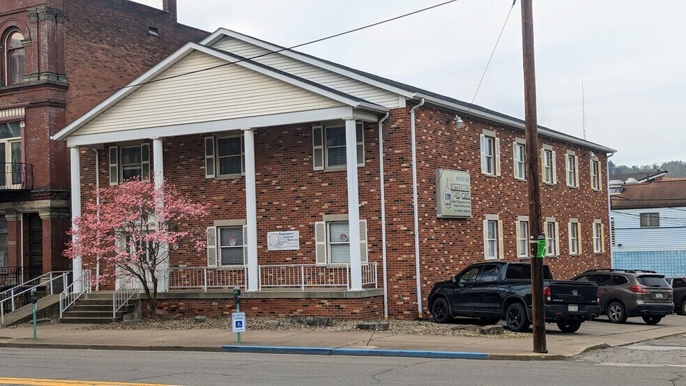 Primary Photo Of 2227 Chapline St, Wheeling Office For Lease