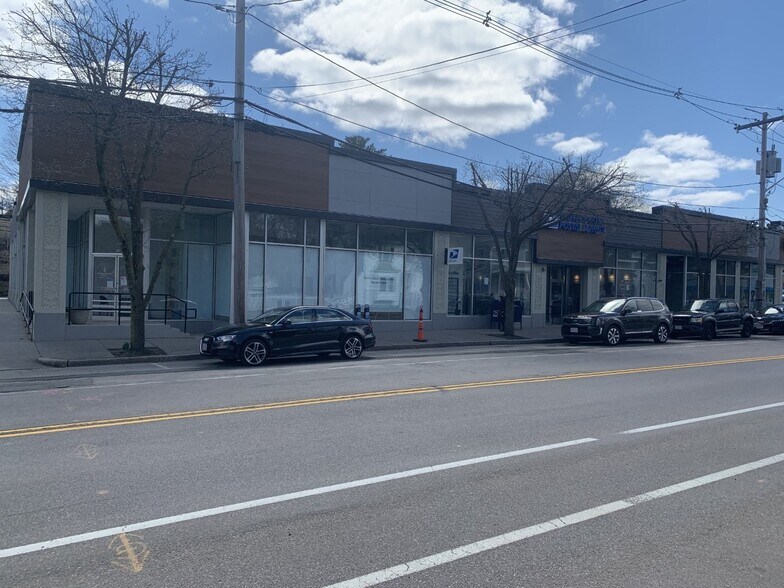 More Photos Of 718 Beacon St, Newton Unknown For Lease