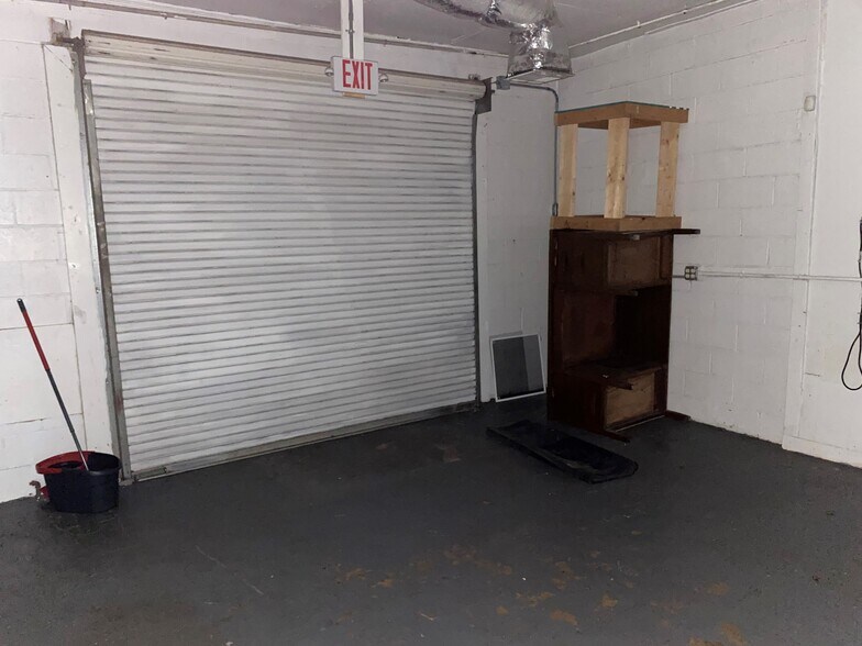 More Photos Of 2305 Lumpkin Rd, Augusta Unknown For Lease