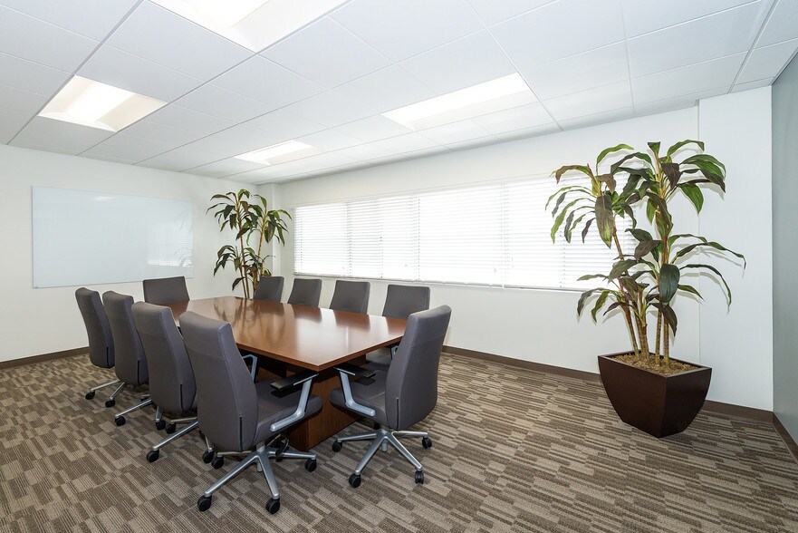 More Photos Of 2320-2396 Fletcher Pky, El Cajon Unknown For Lease