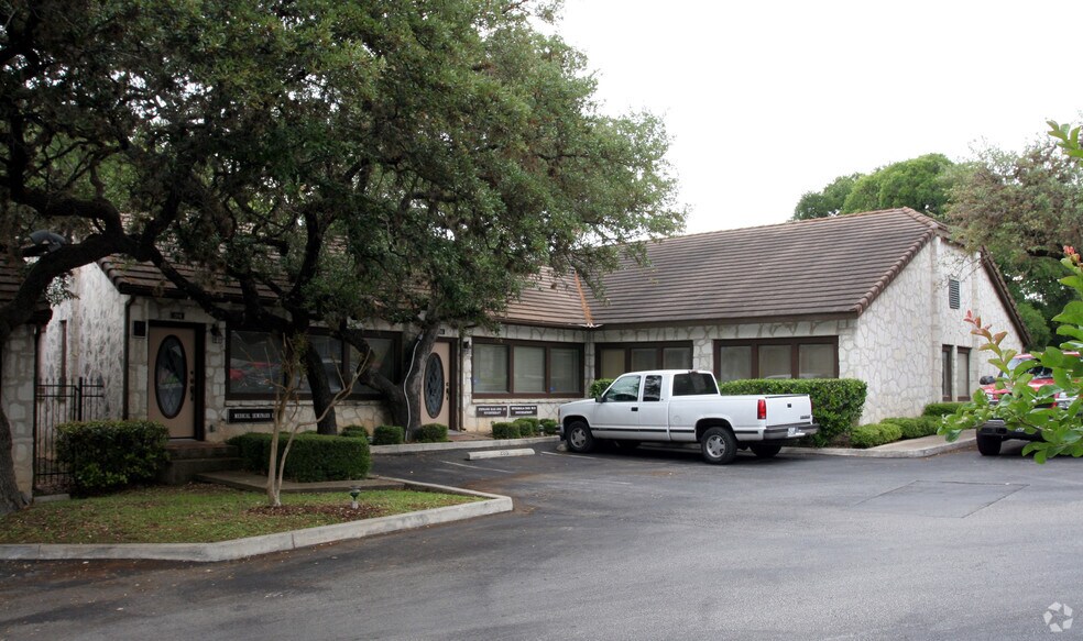 More Photos Of 11107 Wurzbach Rd, San Antonio Office For Lease