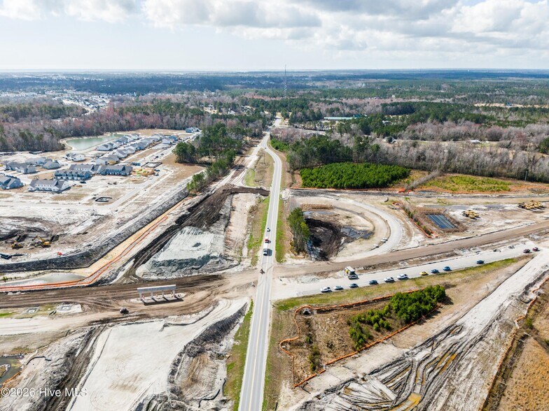 More Photos Of 1098 Hoover Rd, Hampstead Specialty For Sale