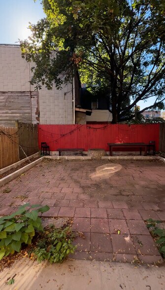 More Photos Of 958 Lafayette Ave, Brooklyn General Retail For Lease