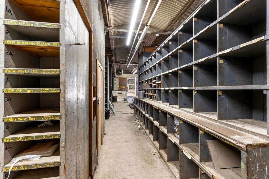 More Photos Of 244 Anaconda Rd, Butte Warehouse For Sale