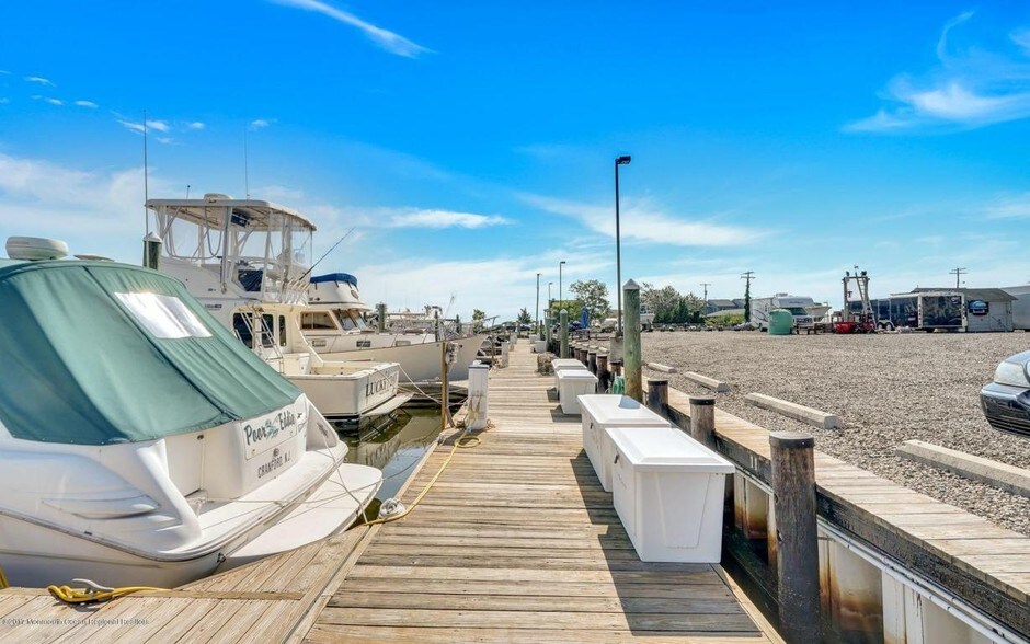 More Photos Of 65 Pennsylvania Ave, Waretown Marina For Sale