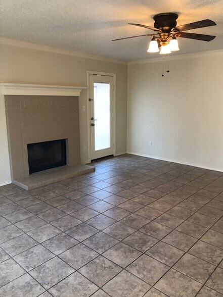 More Photos Of 701 Champion Pl, Texarkana Multifamily For Sale