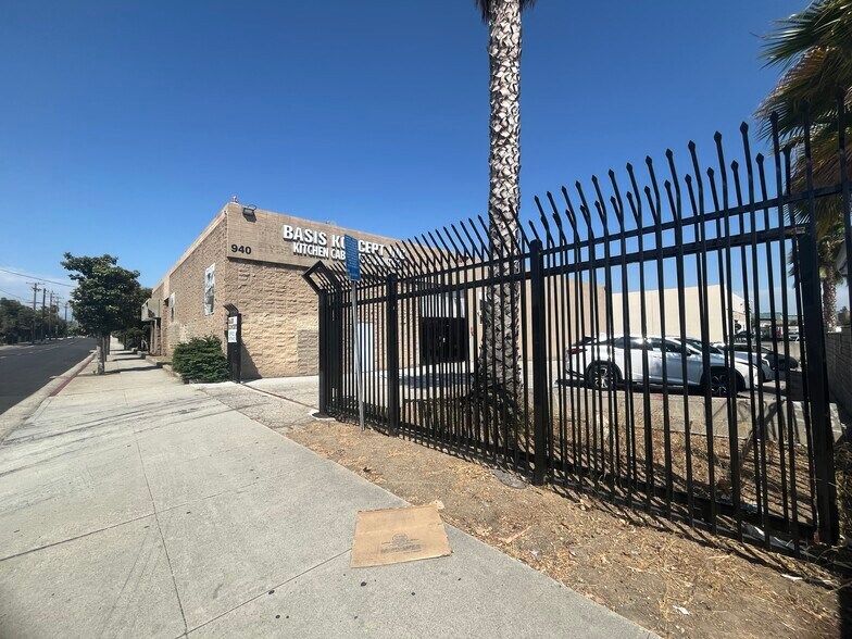Primary Photo Of 938-940 S Vail Ave, Montebello Warehouse For Lease