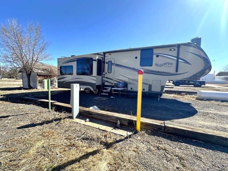 More Photos Of 521 Lincoln ave, Arriba Trailer Camper Park For Sale