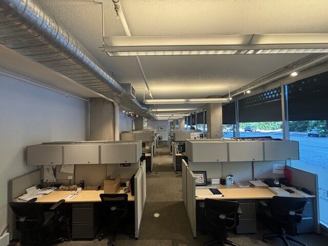 More Photos Of 1821 Benson Ave, Evanston Medical For Sale