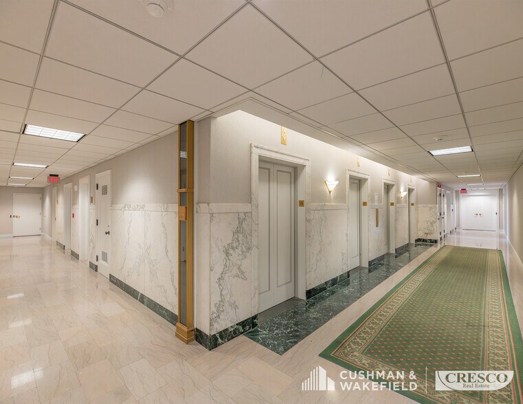 More Photos Of 1621 Euclid Ave, Cleveland Office For Lease