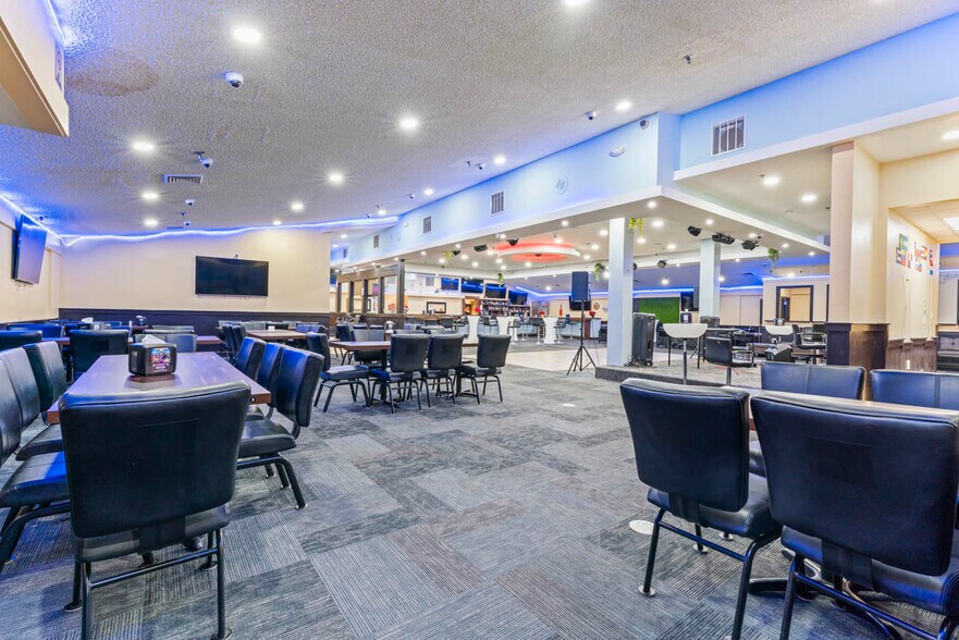 More Photos Of 5425 N Henry Blvd, Stockbridge Restaurant For Lease