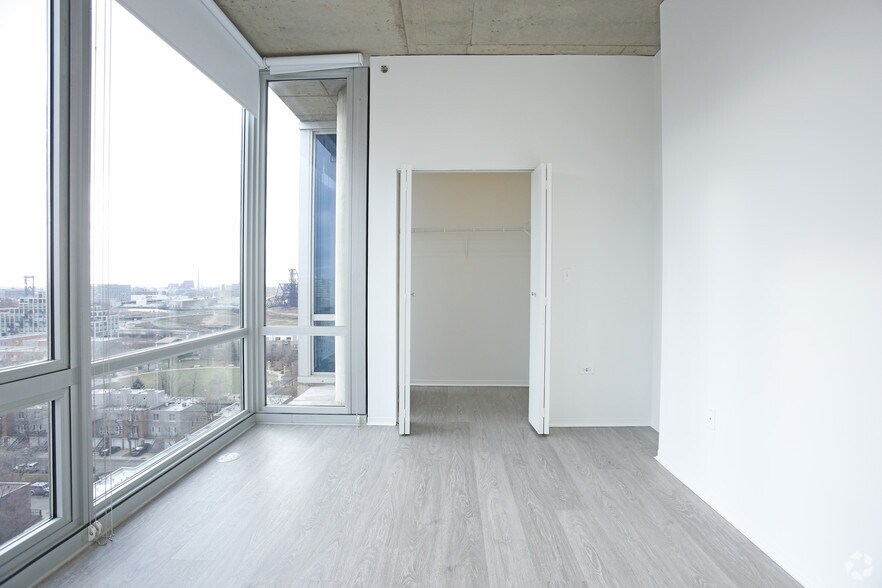 More Photos Of 1401 S State St, Chicago Apartments For Lease