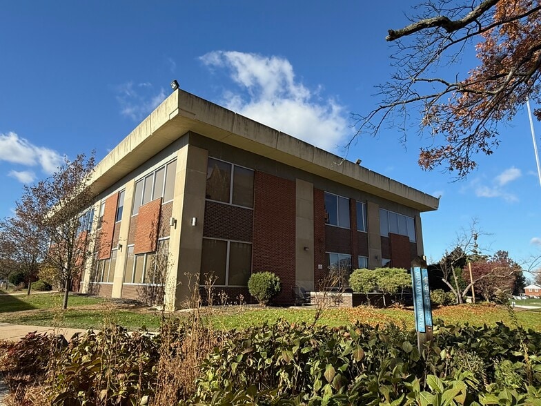 More Photos Of ,  Unknown For Sale