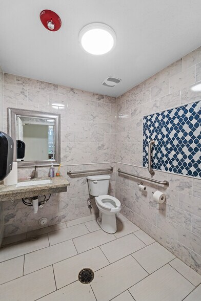 More Photos Of 3432-3440 S State St, Salt Lake City Fast Food For Sale