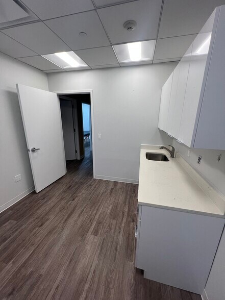 More Photos Of 3010 Westchester Ave, Purchase Office For Lease