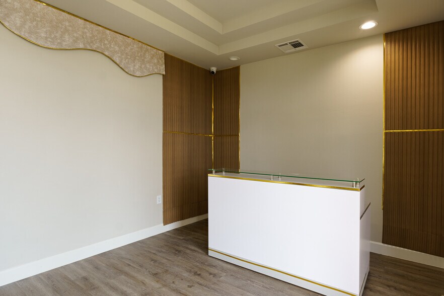 More Photos Of 25145 Star Lane, Katy Medical For Sale
