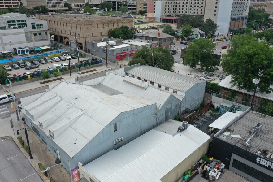 More Photos Of 701-713 Red River St, Austin Freestanding For Sale