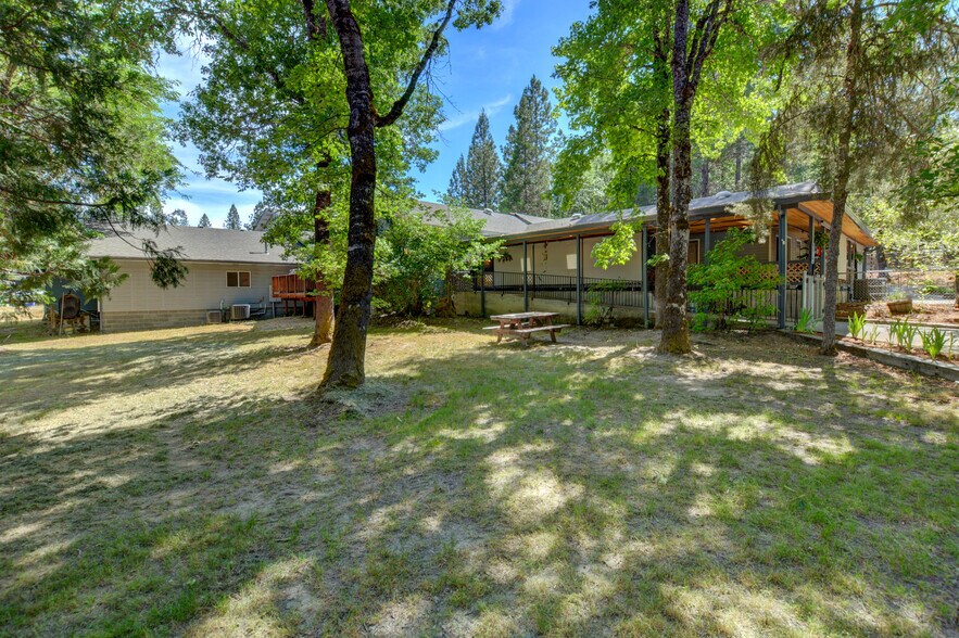 More Photos Of 625 Barbara Drive, Grants Pass Assisted Living For Sale