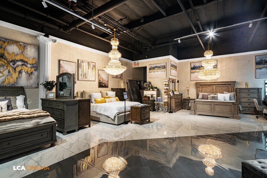 More Photos Of 3792 Ming Ave, Bakersfield Freestanding For Sale