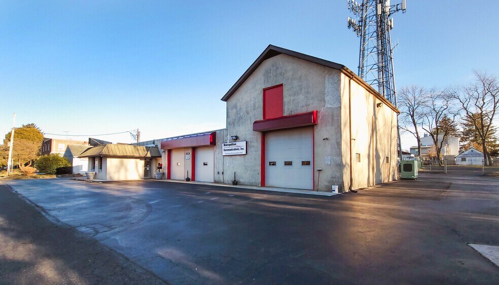 More Photos Of 940 Eddystone Ave, Eddystone Warehouse For Sale