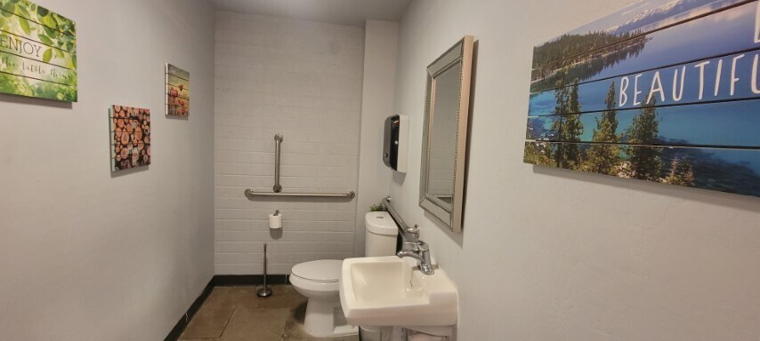 More Photos Of 420 W Mahoney Ave, Mesa Office For Lease