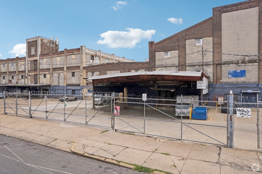 More Photos Of 3525 Amber St, Philadelphia Warehouse For Lease