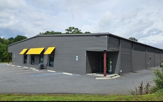 Primary Photo Of 18 Sterling Pl, Mills River Flex For Lease