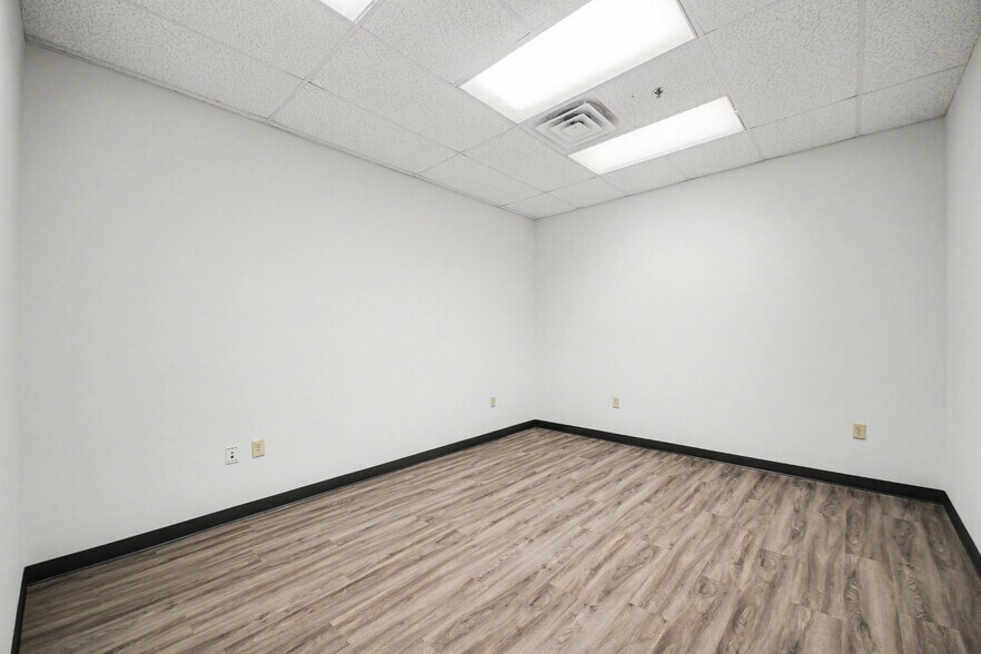 More Photos Of 4414 Lafayette Blvd, Fredericksburg Loft Creative Space For Lease