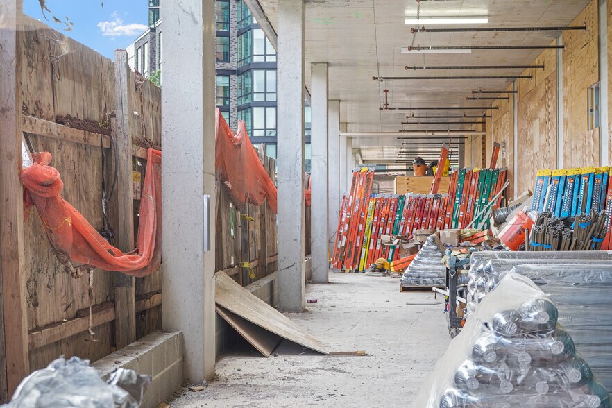 More Photos Of 395 Carroll Street, Brooklyn Apartments For Lease