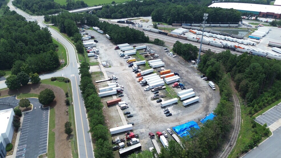 More Photos Of 7472 Graham, Fairburn Land For Lease