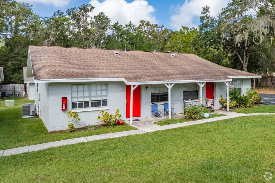 More Photos Of 460 Hale Ave, Brooksville Apartments For Sale