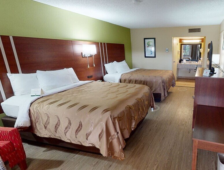 More Photos Of 6802 Commonwealth Ave, Jacksonville Hotel For Sale