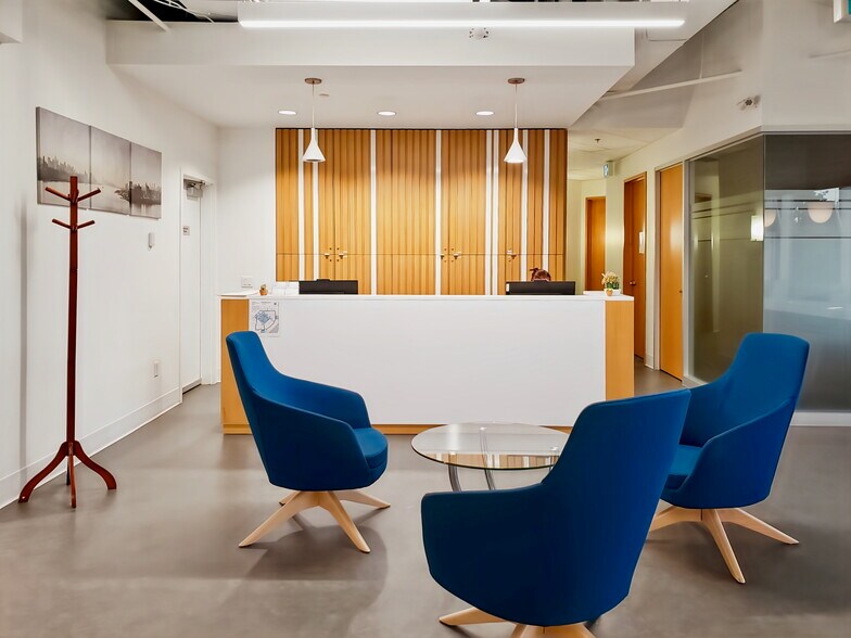 More Photos Of 160 Quarry Park Blvd SE, Calgary Coworking Space