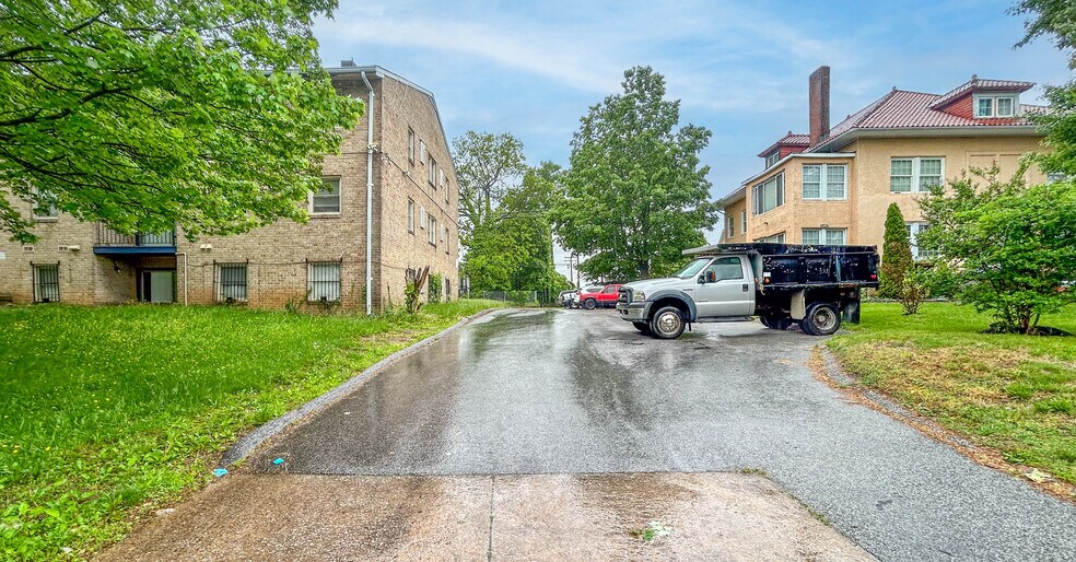 More Photos Of 3600 Garrison Blvd, Baltimore Apartments For Sale