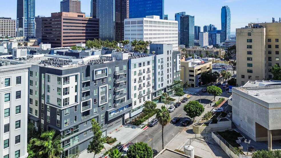 More Photos Of 1120 W 6th St, Los Angeles Apartments For Lease