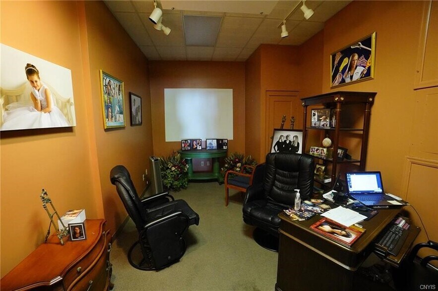 More Photos Of 610 Oak St, Syracuse General Retail For Sale