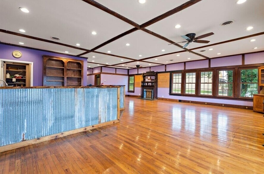 More Photos Of 121 W US Highway 40, Odessa Specialty For Sale