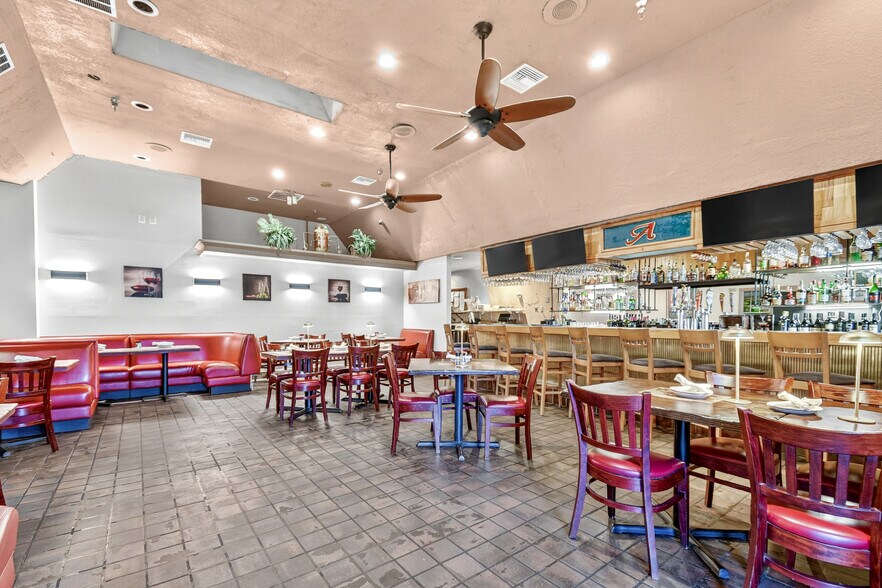 More Photos Of 1915 A1A S, Saint Augustine Restaurant For Sale