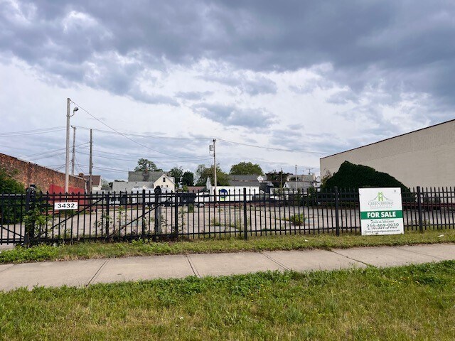 More Photos Of , Cleveland Unknown For Sale