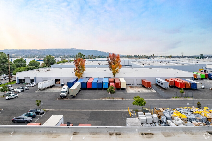 More Photos Of 421 N Baldwin Park Blvd, City Of Industry Warehouse For Lease