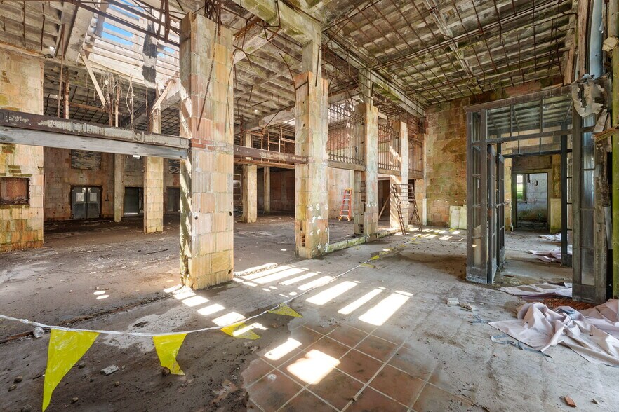 More Photos Of 1190 Main St, West Warwick Loft Creative Space For Sale