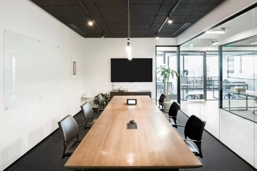 More Photos Of 7000 Central Pky NE, Atlanta Coworking Space