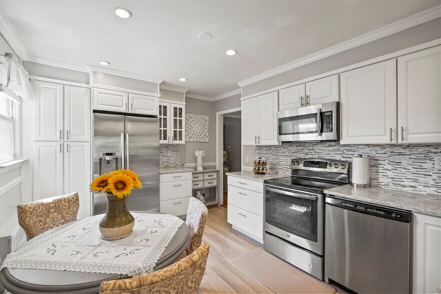 More Photos Of 25 Montague St, Yonkers Multifamily For Sale